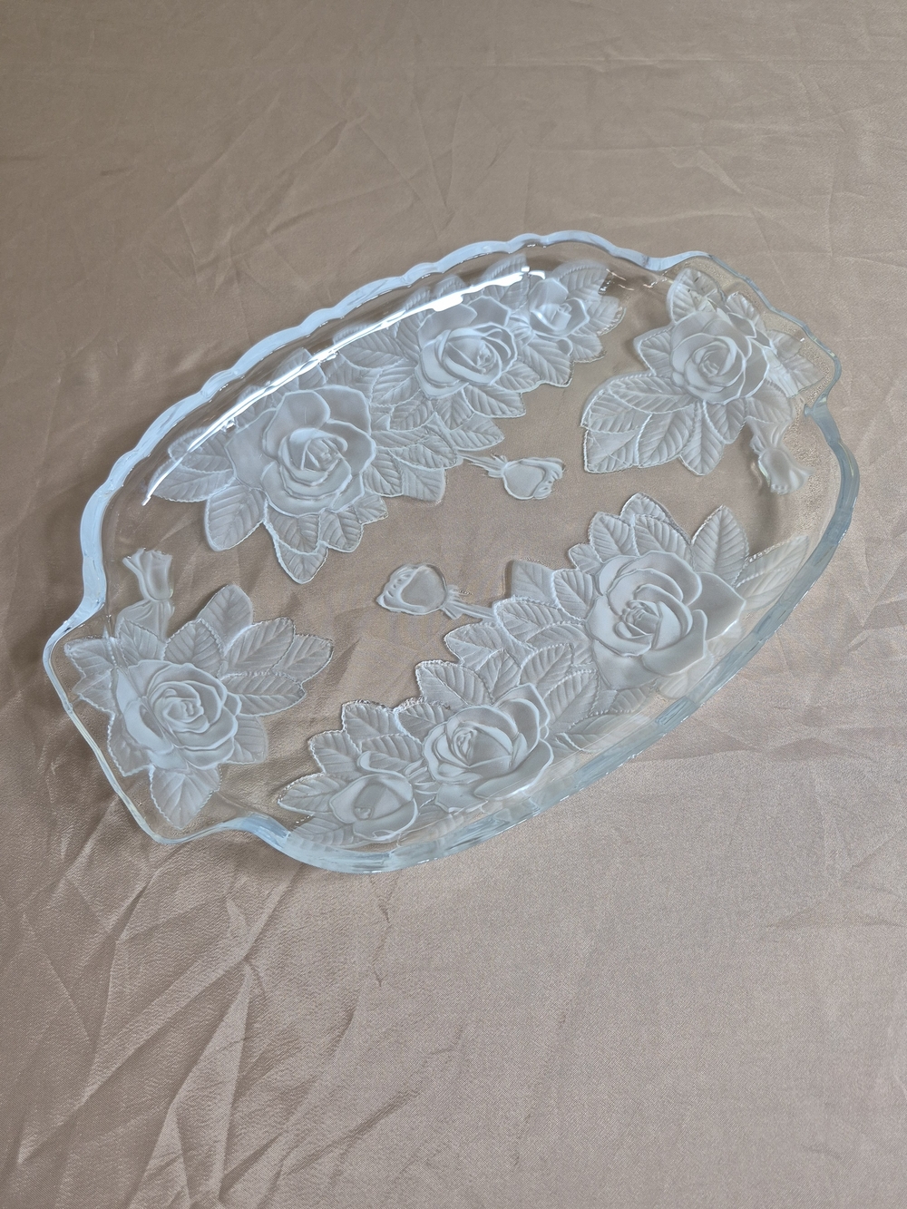 Vintage Studio Nova Mikasa Winter Rose Frosted Crystal Serving Platter Tray